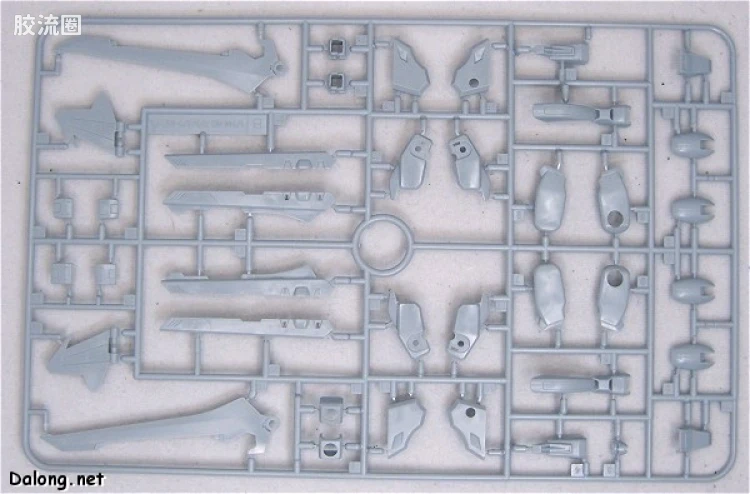 机动战士高达SEED HG SEED&SEED DESTINY 41 GAT-X105E+AQM/E-X09S 漆黑强袭高达 - 图片